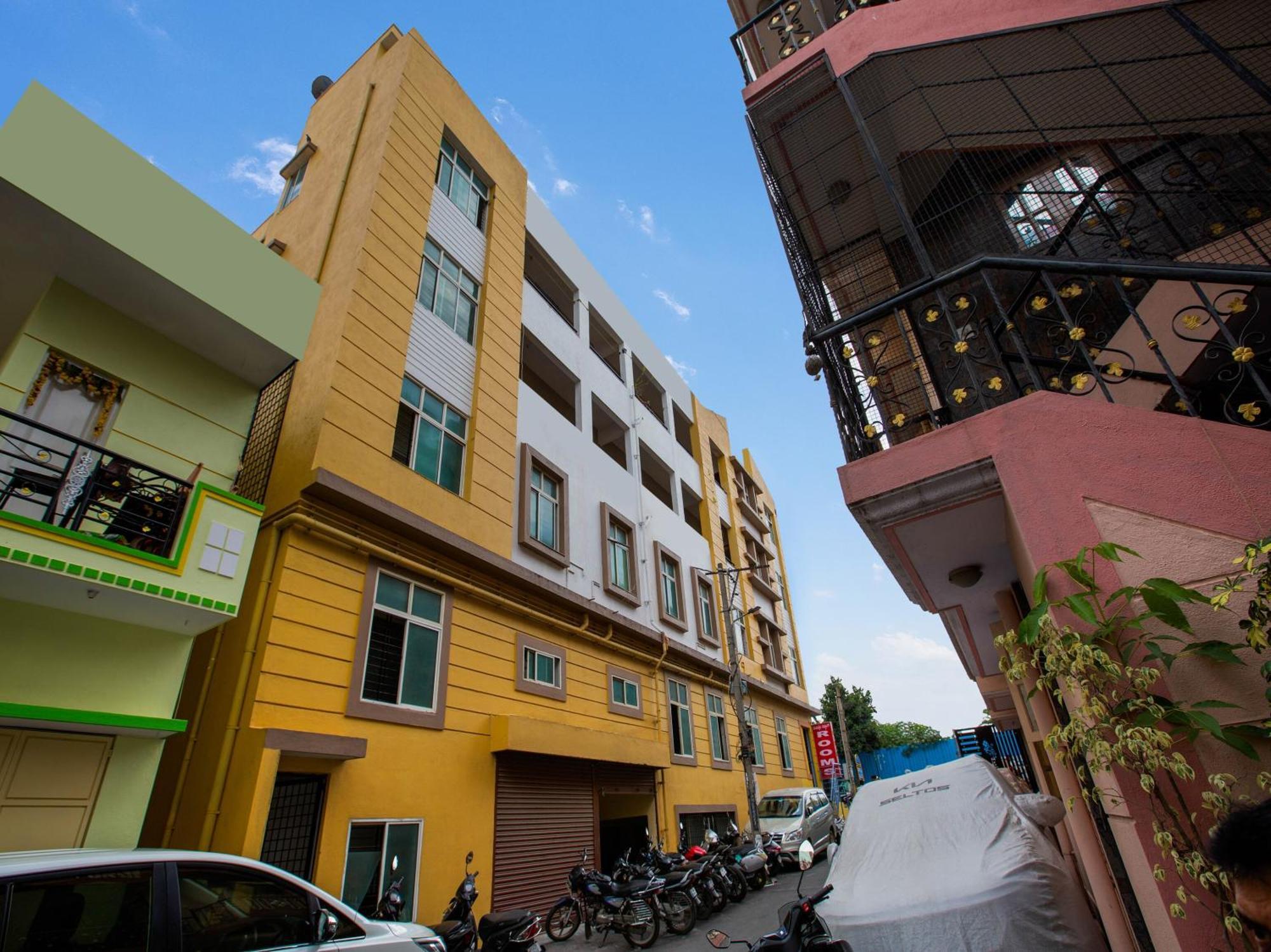 Hotel O Manjushree Boarding & Lodging Nearby Dr.Br Ambedkar Stadium Basveshwar Nagar Bangalore Exterior photo