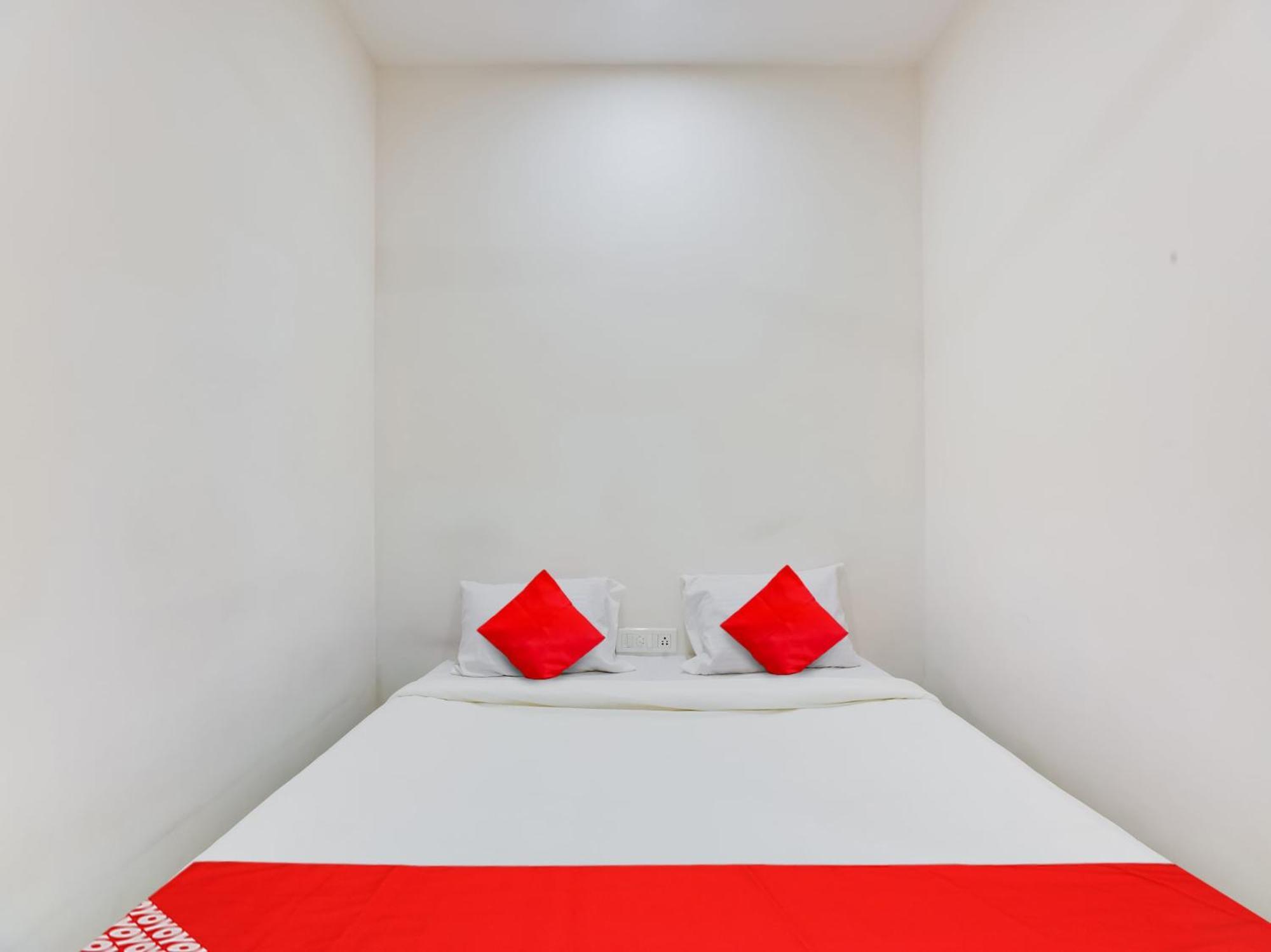 Hotel O Manjushree Boarding & Lodging Nearby Dr.Br Ambedkar Stadium Basveshwar Nagar Bangalore Exterior photo